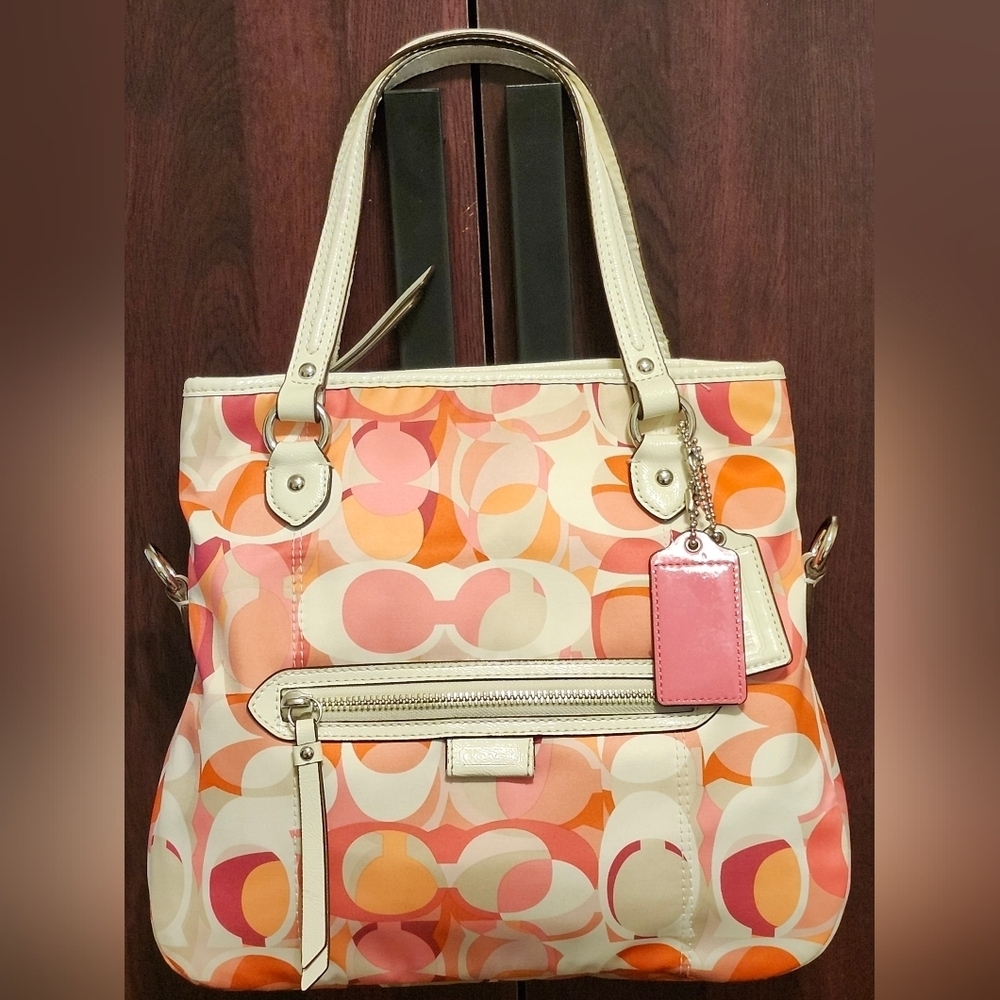 RARE COACH F23970 Mia Daisy Kaleidoscope, W-FREE MATCHING MAKEUP Bag - Picture 2 of 15